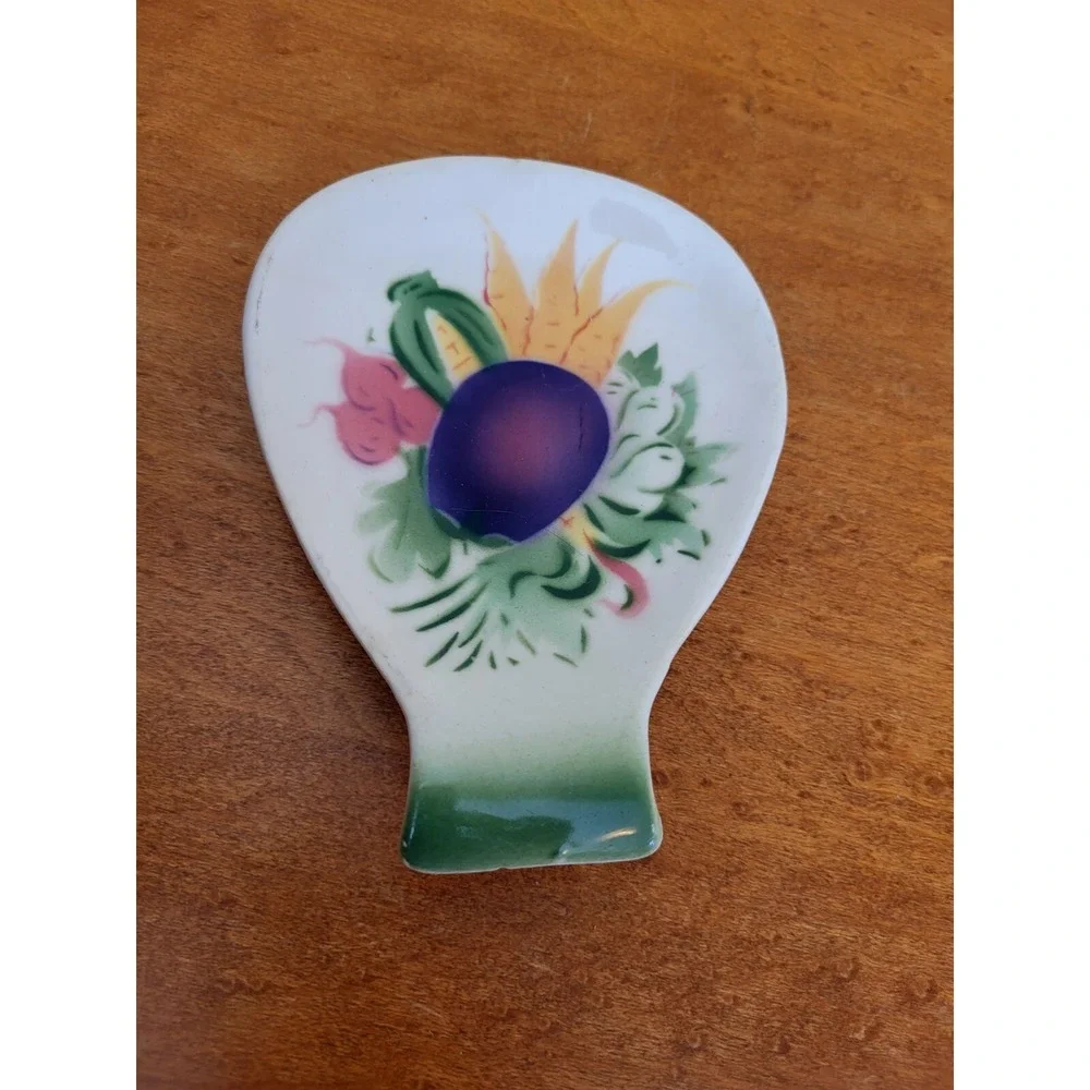 Vintage Spoon‎ Rest Handpainted Handmade Ceramic Garden Vegetable Marked 5.5